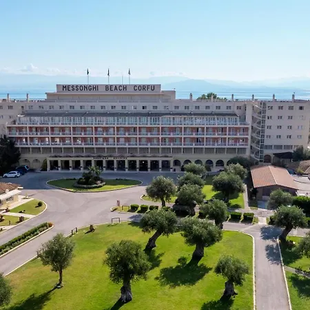 Canvas By Mitsis Messonghi فندق