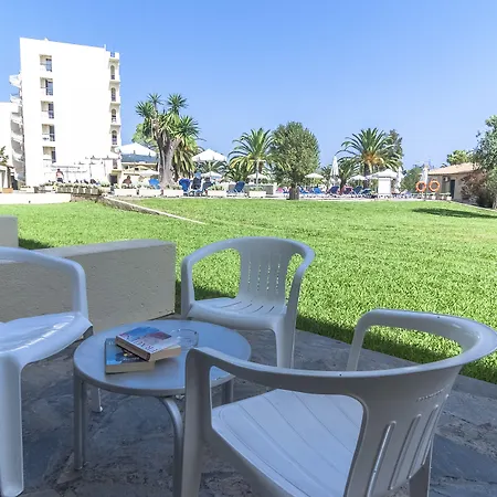 Canvas By Mitsis Messonghi فندق