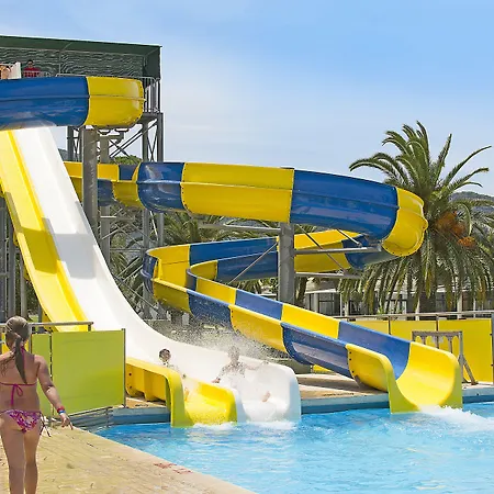 Canvas By Mitsis Messonghi فندق