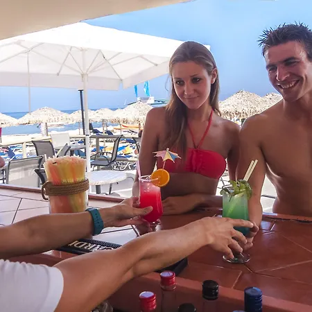 Canvas By Mitsis Messonghi فندق