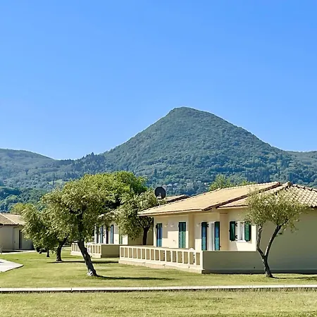 Canvas By Mitsis Messonghi 4*