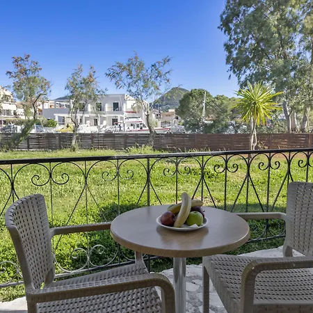 Canvas By Mitsis Messonghi 4* مورايتيكا