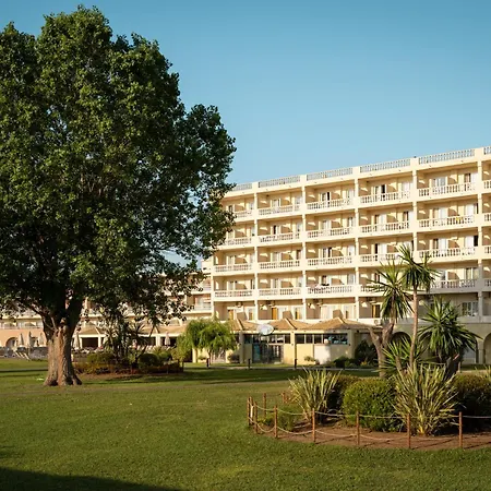 Canvas By Mitsis Messonghi 4* Moraḯtika