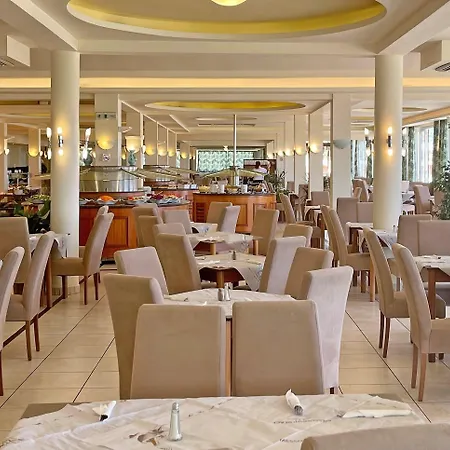 Hotel Canvas By Mitsis Messonghi