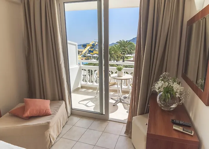 Canvas By Mitsis Messonghi Moraḯtika