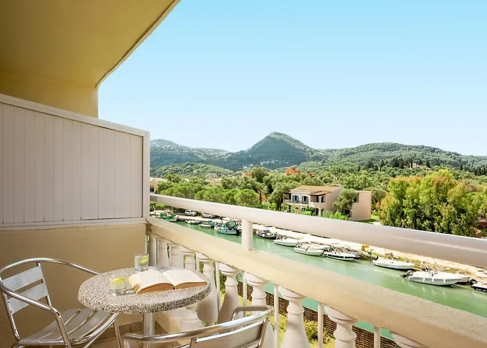 Canvas By Mitsis Messonghi