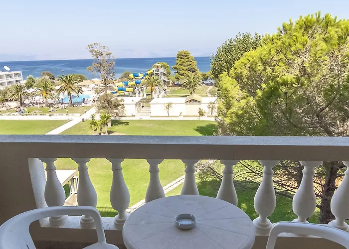 Hotel Canvas By Mitsis Messonghi 4*