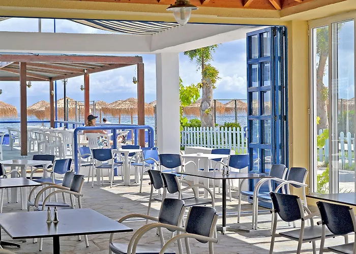 Canvas By Mitsis Messonghi 4*