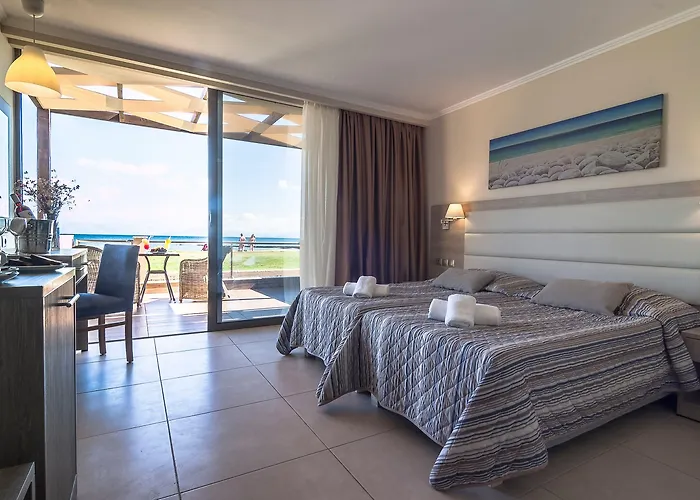 Canvas By Mitsis Messonghi 4* Moraḯtika