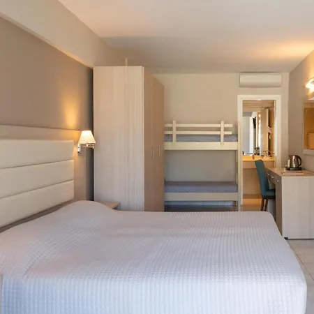 Otel Canvas By Mitsis Messonghi
