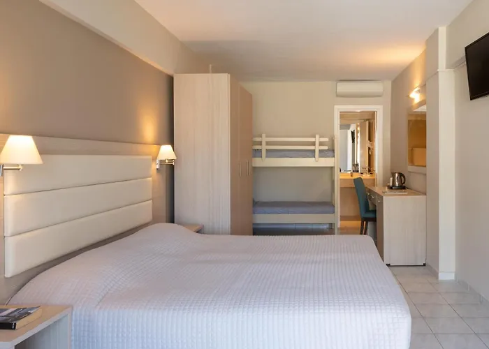 Hotel Canvas By Mitsis Messonghi