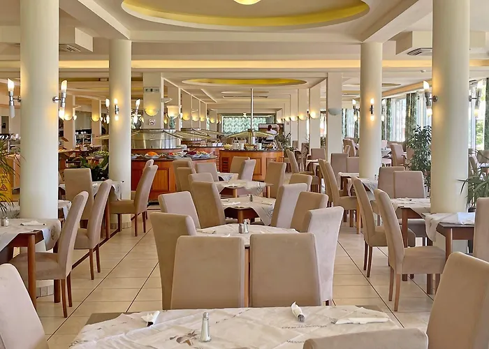 Hotel Canvas By Mitsis Messonghi